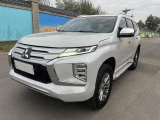 Mitsubishi Pajero Sport 20