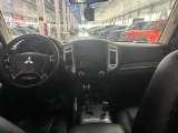 Mitsubishi Pajero 4