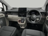 Toyota Sienta 5