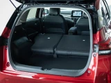 Nissan Aura 8