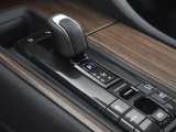 Toyota Crown седан 6