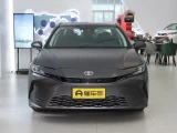 Toyota Camry 2.5 Гибрид 1
