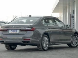 BMW 7-Series 4