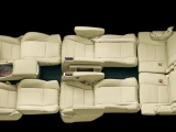 Toyota Vellfire 4