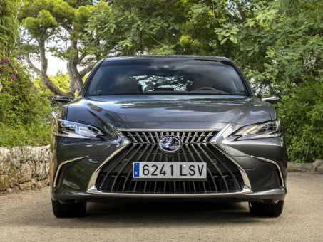 Lexus ES300h