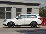 Mitsubishi Outlander 5