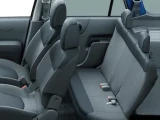 Nissan AD 0
