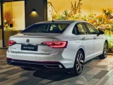 Volkswagen Sagitar 5