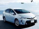 Toyota Prius Alpha 12
