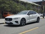 Volvo S60 27