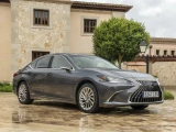 Lexus ES300h 16