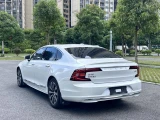 Volvo S90 17