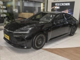 Toyota Crown седан 20