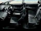 Toyota Prius Alpha 10
