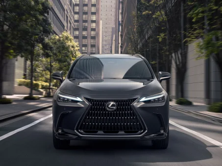 Lexus NX400h+