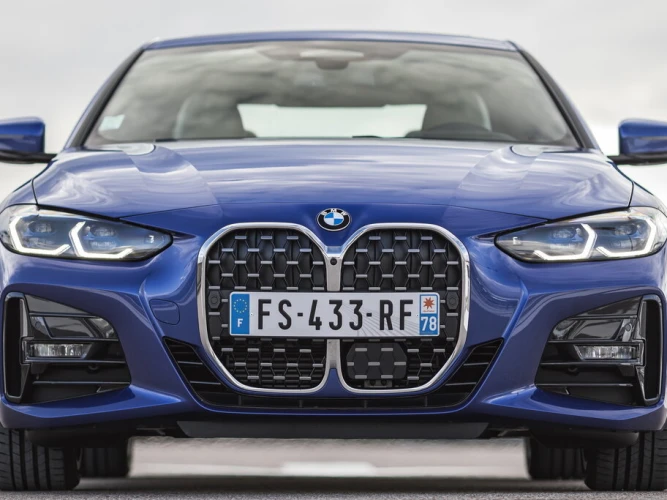 BMW 4