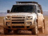 Land Rover Defender 10