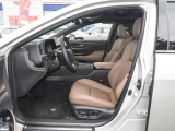 Toyota Crown седан 3