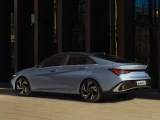 Hyundai Elantra 5