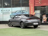 Hyundai Lafesta 9