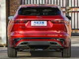 Jaguar F-Pace 11