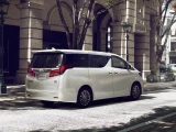 Toyota Alphard 6