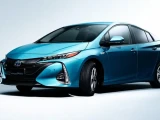 Toyota Prius PHV 10