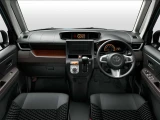 Toyota Roomy 18