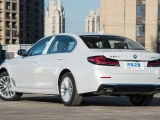 BMW 5-Series 9