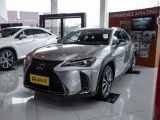 Lexus UX 4