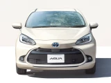 Toyota Aqua 13