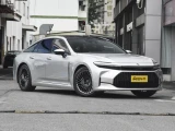 Toyota Crown седан 10