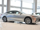 Lexus ES 11
