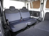Nissan NV200 2