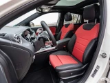 Mercedes-Benz GLA-Class 2