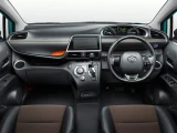 Toyota Sienta 18