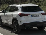 Mercedes-Benz GLA-Class 4