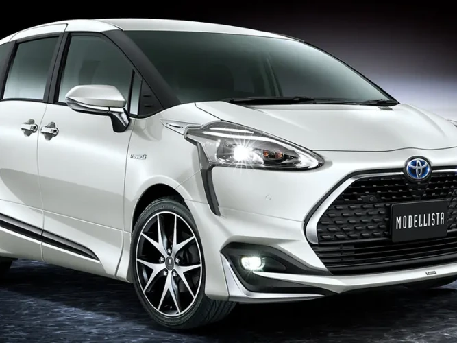 Toyota Sienta
