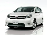 Toyota Isis 14