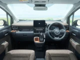 Toyota Sienta 4