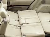 Toyota Isis 1