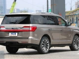 Lincoln Navigator 14