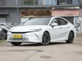 Toyota Camry 4
