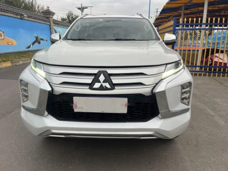 Mitsubishi Pajero Sport