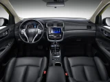 Nissan Tiida 3