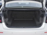 BMW 5-Series 1