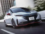 Nissan Aura 1