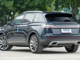 Lincoln Nautilus 11