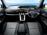 Toyota Corolla Rumion 5