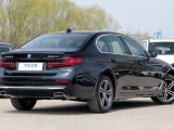 BMW 5-Series 11